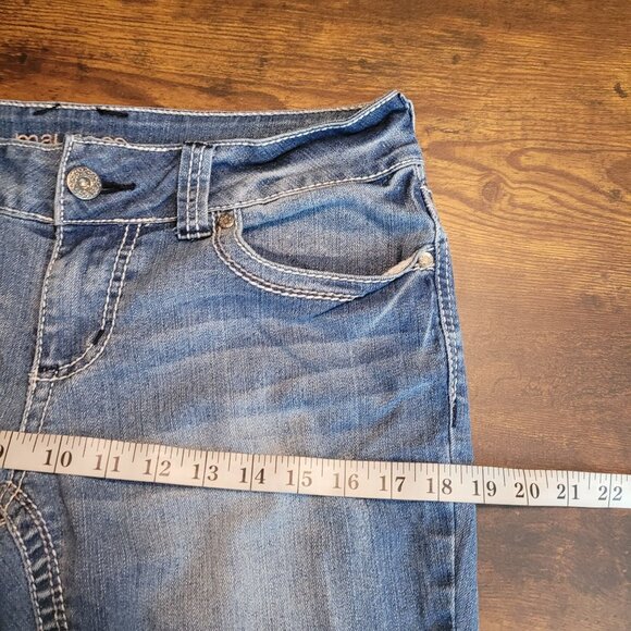 Maurices Jeans Womens 8 Low Rise Capri Thick Stitch Detail Medium Light Wash - Picture 6 of 10